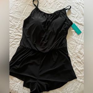 NWT Women’s High Neck Swim Romper with Pockets One Piece Swimsuit - Aqua Green